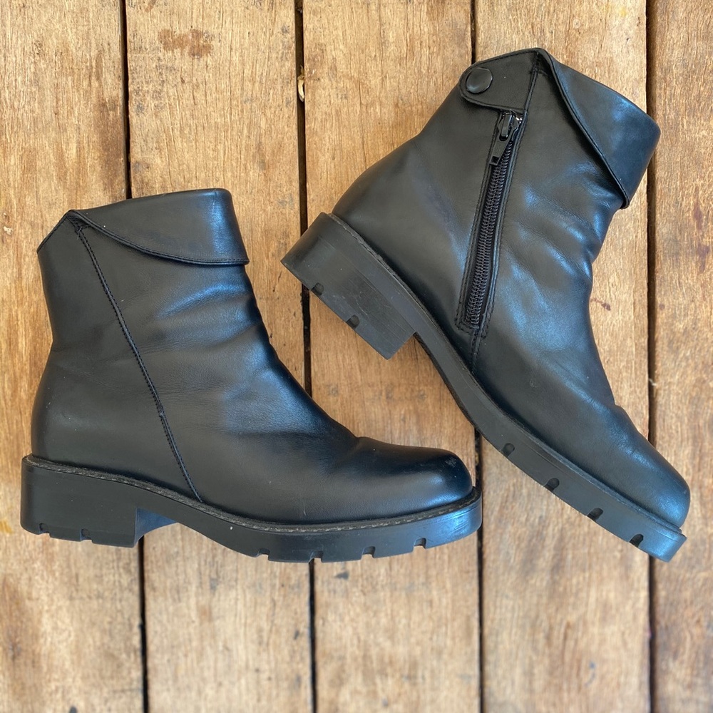 Vintage | Women's Danexx 90s Boots Size 6.5